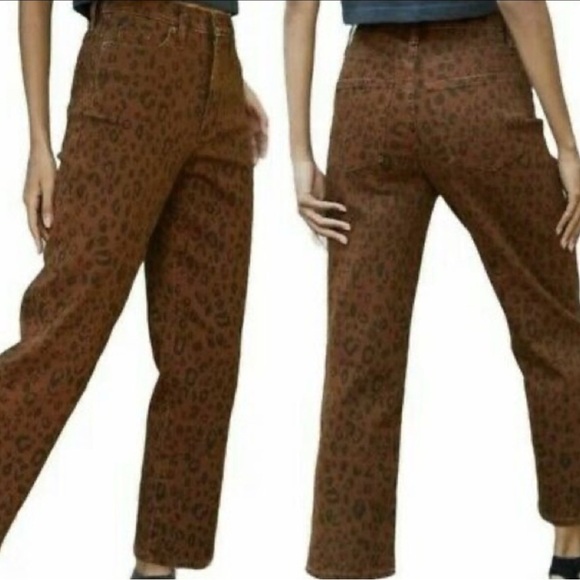 Universal Thread Leopard Jeans - Picture 4 of 5